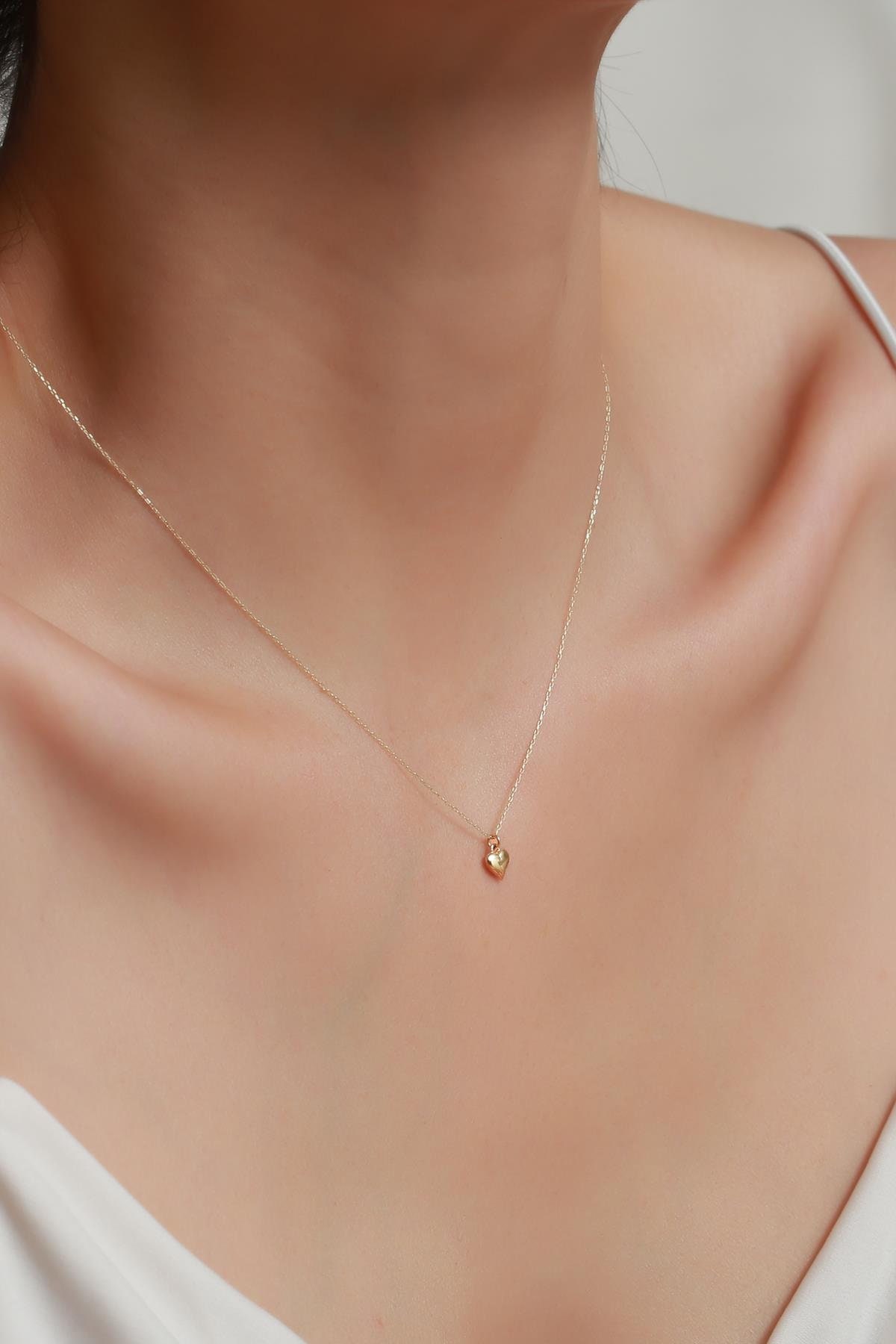 14K Solid Gold Dainty Heart Necklace with Minimalist Love Pendant