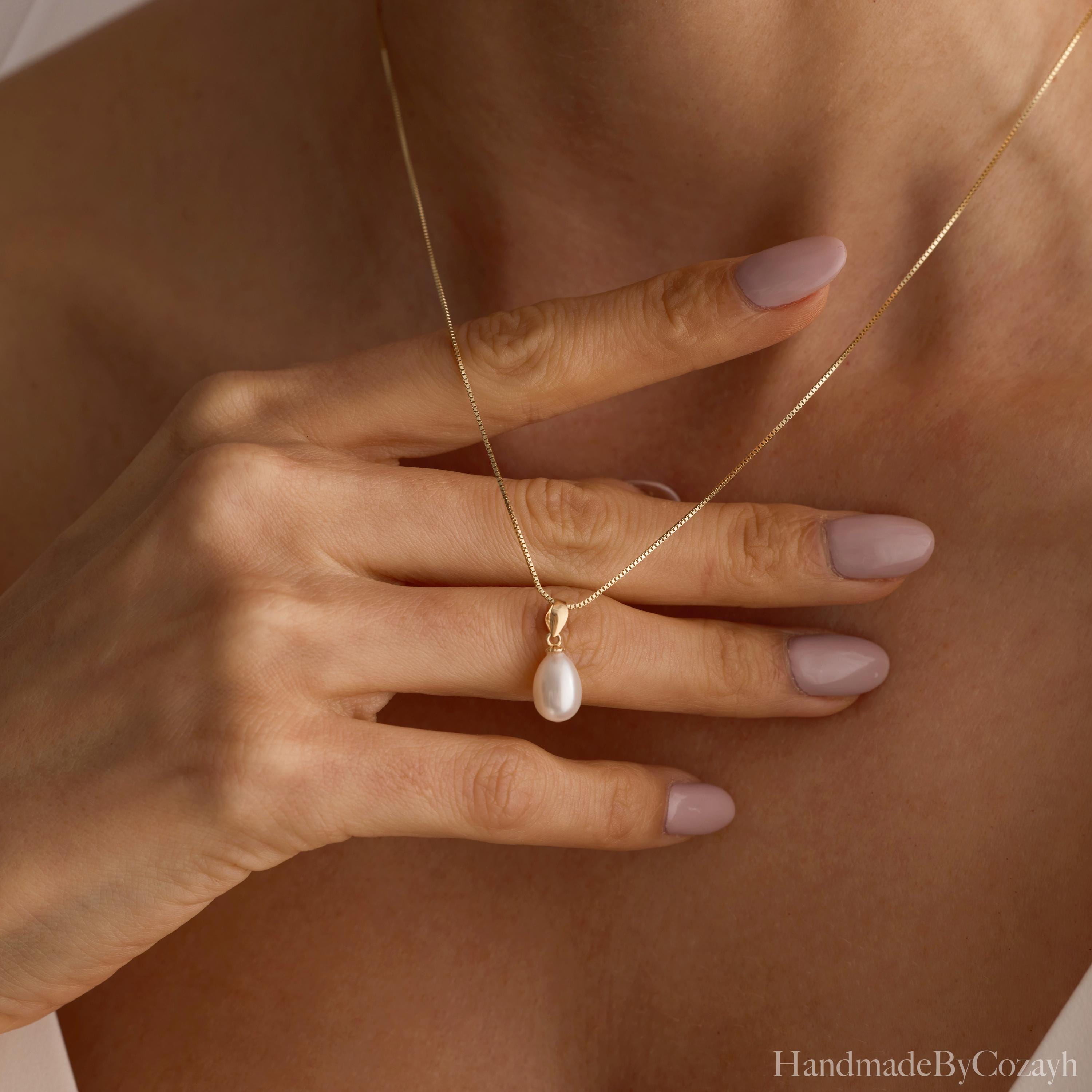 Minimalist Freshwater Pearl Drop Necklace in Sterling Silver