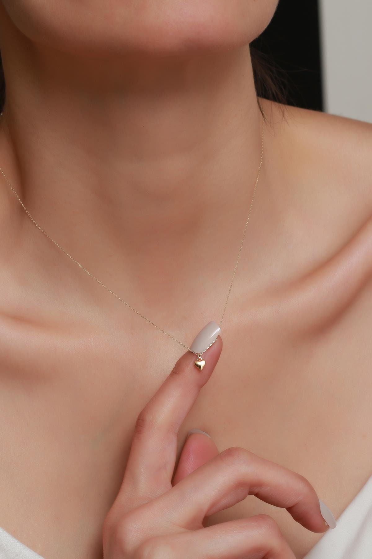 14K Solid Gold Dainty Heart Necklace with Minimalist Love Pendant