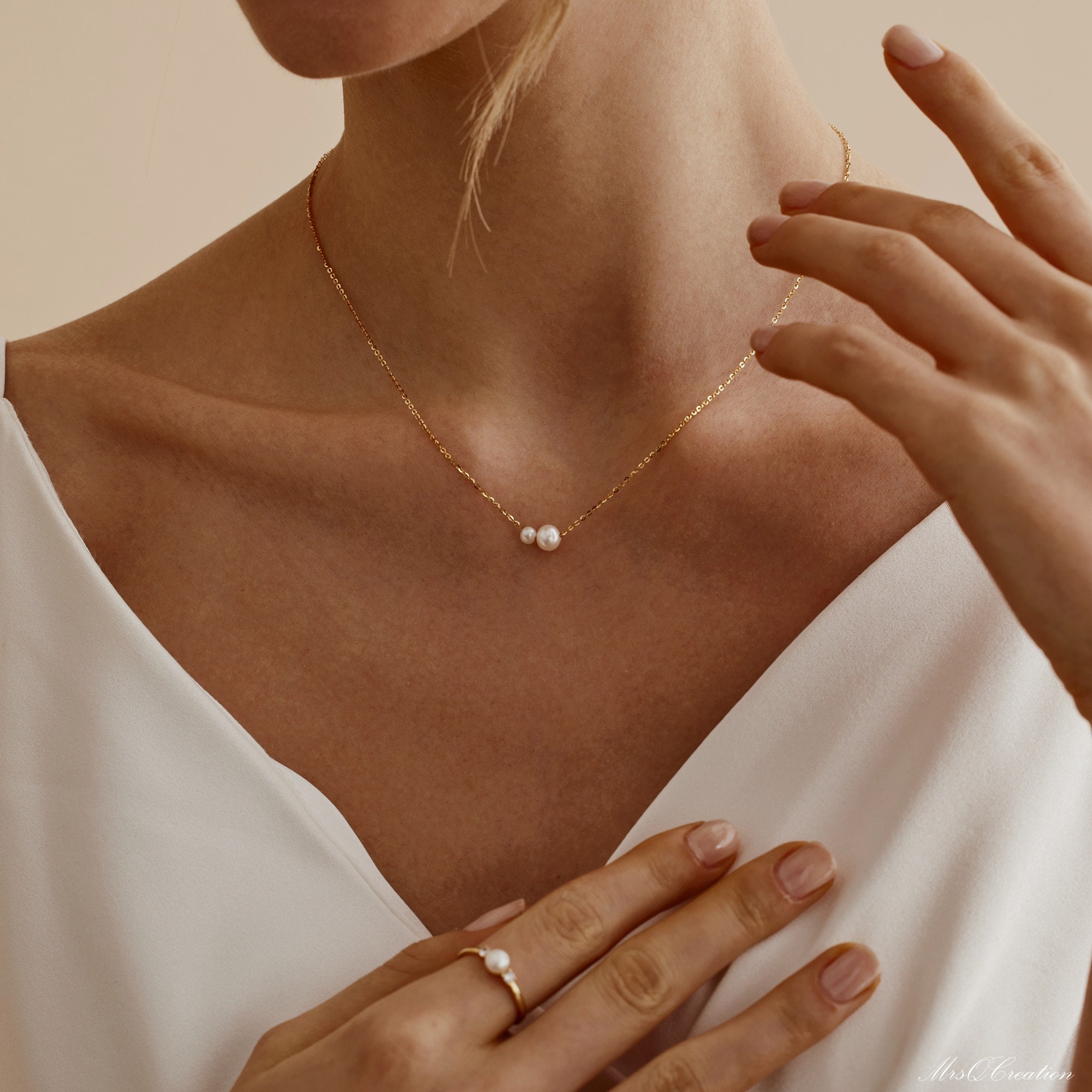 Minimalist Freshwater Pearl Necklace with Two Round Pearls