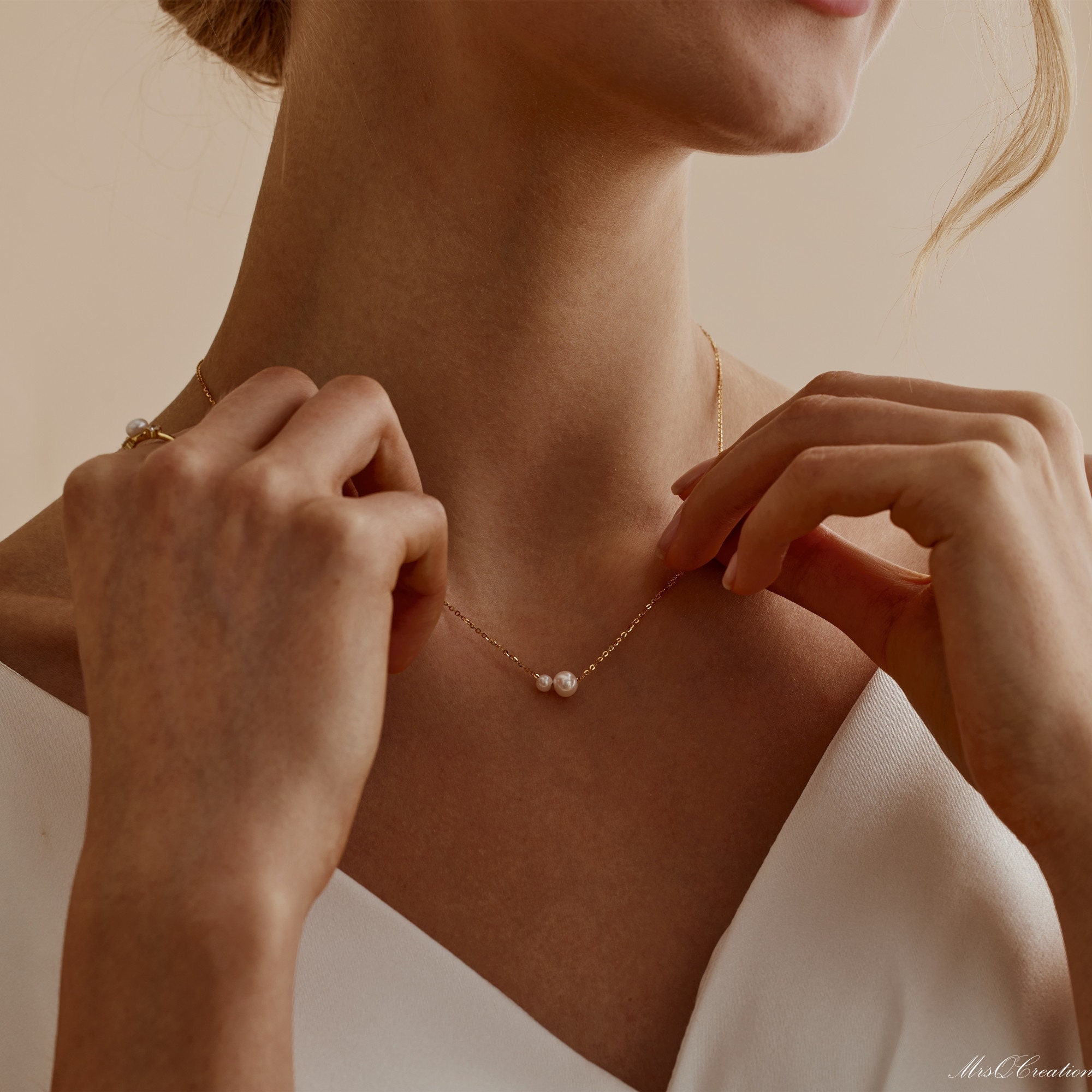 Minimalist Freshwater Pearl Necklace with Two Round Pearls