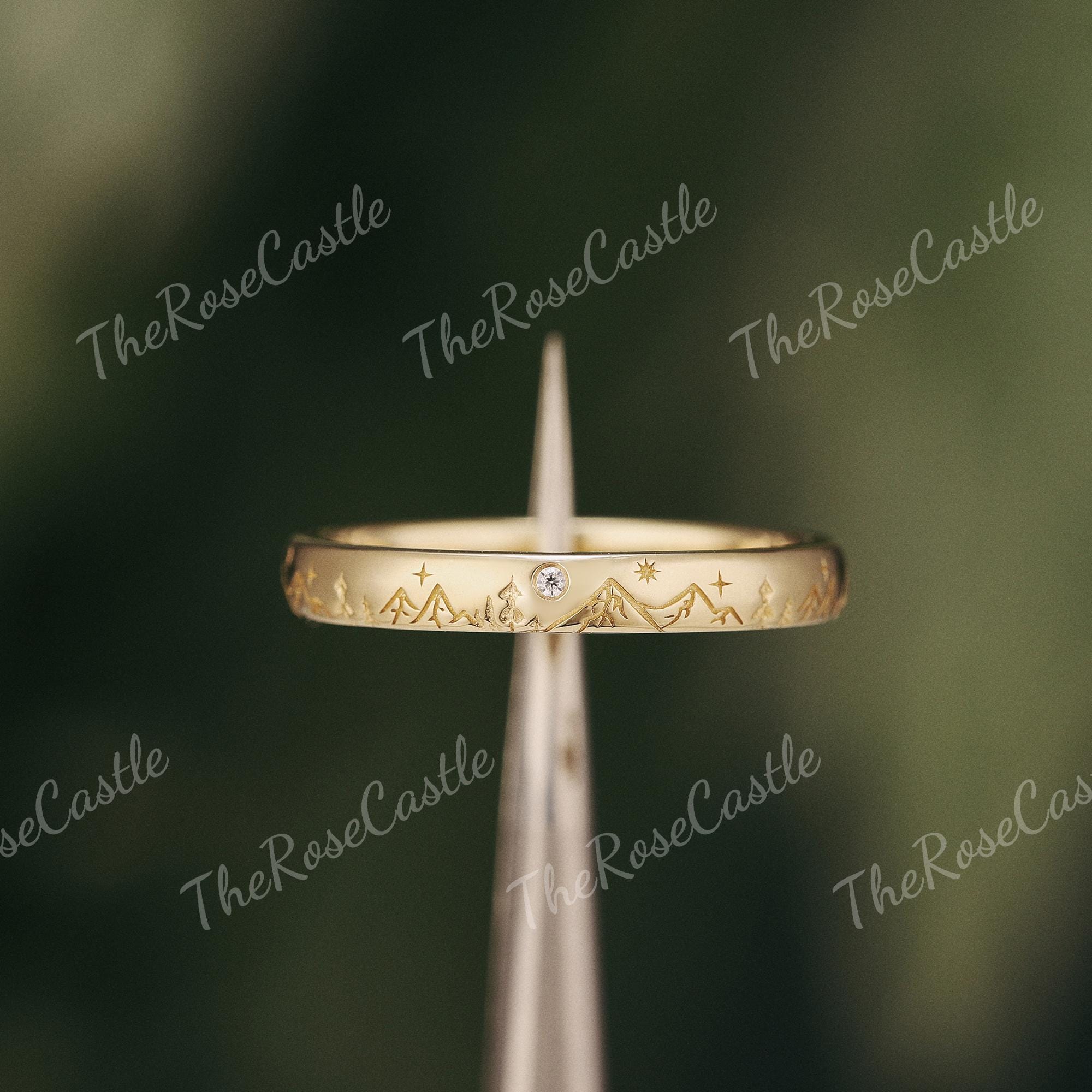 Mountain Wedding Ring Set in Gold with Moissanite