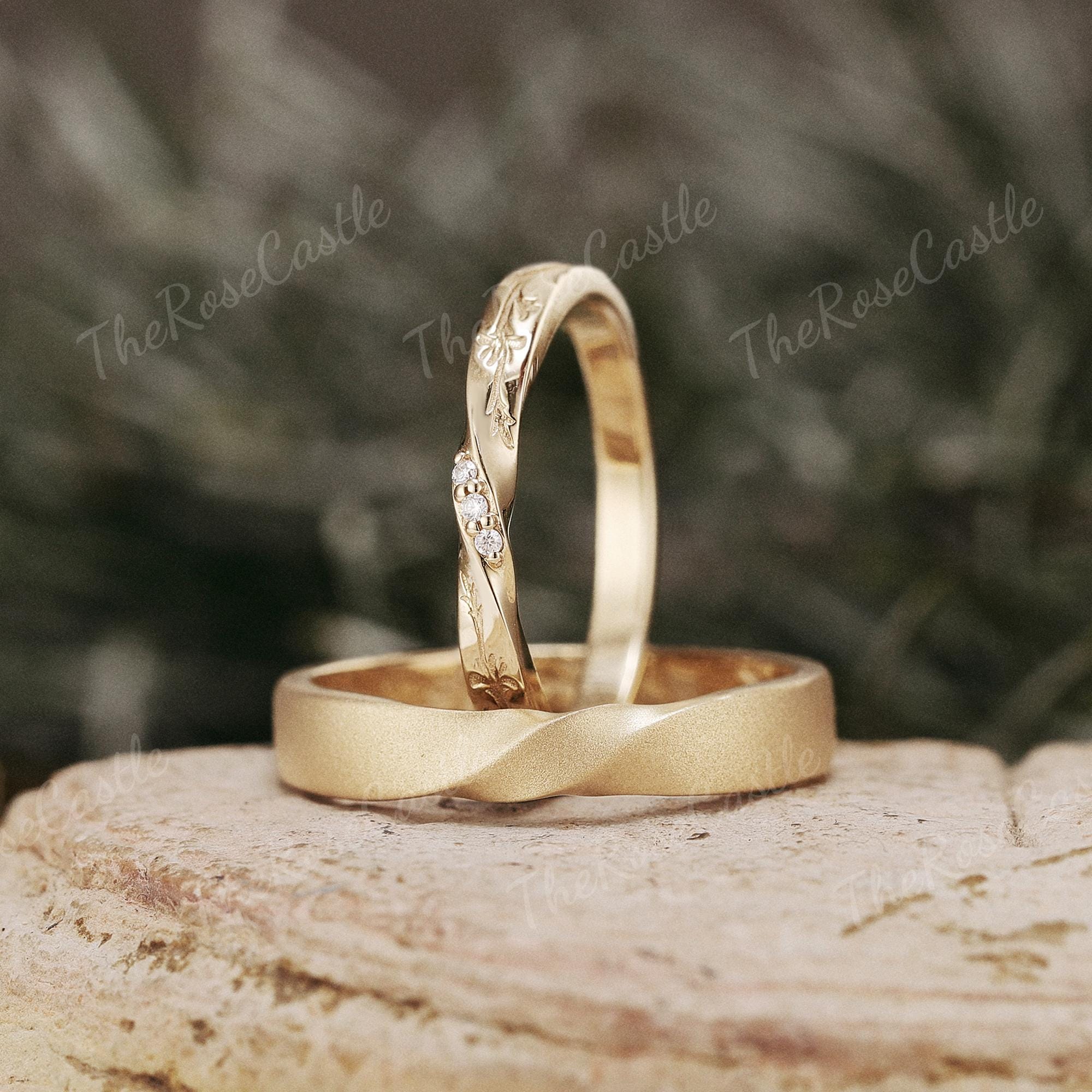 14K Solid Gold Leaf Engraved Moissanite Couple Wedding Band Set