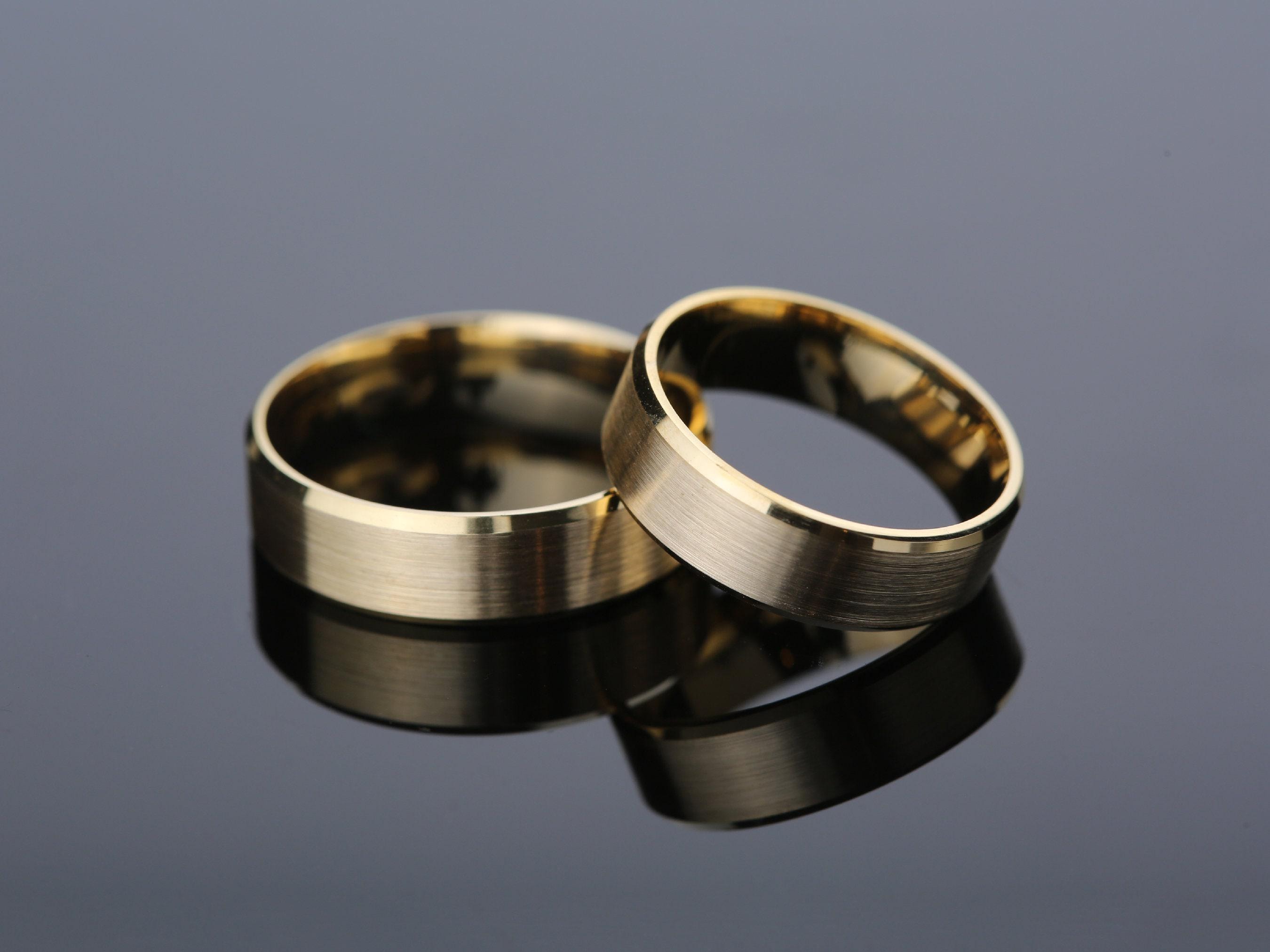 6mm Matte Beveled Wedding Band, Flat Comfort Fit Solid Gold