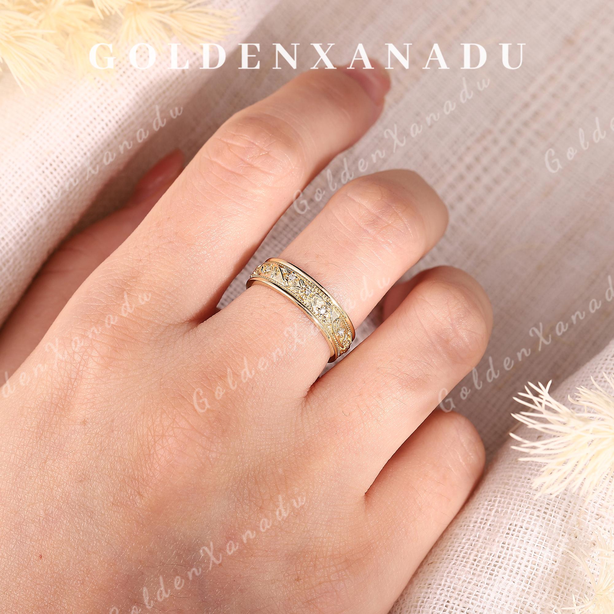5mm Vintage Floral Engraved Men's Gold Wedding Band