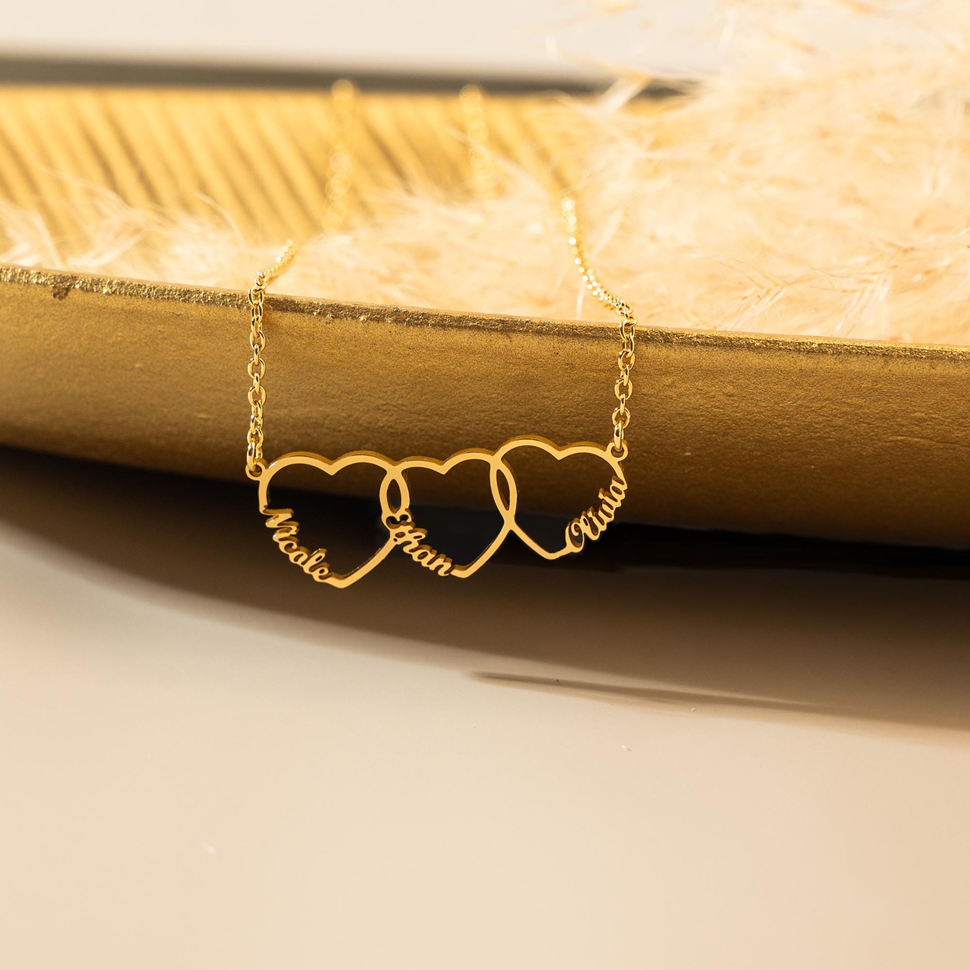 Family Name Necklace with Hearts for Mom