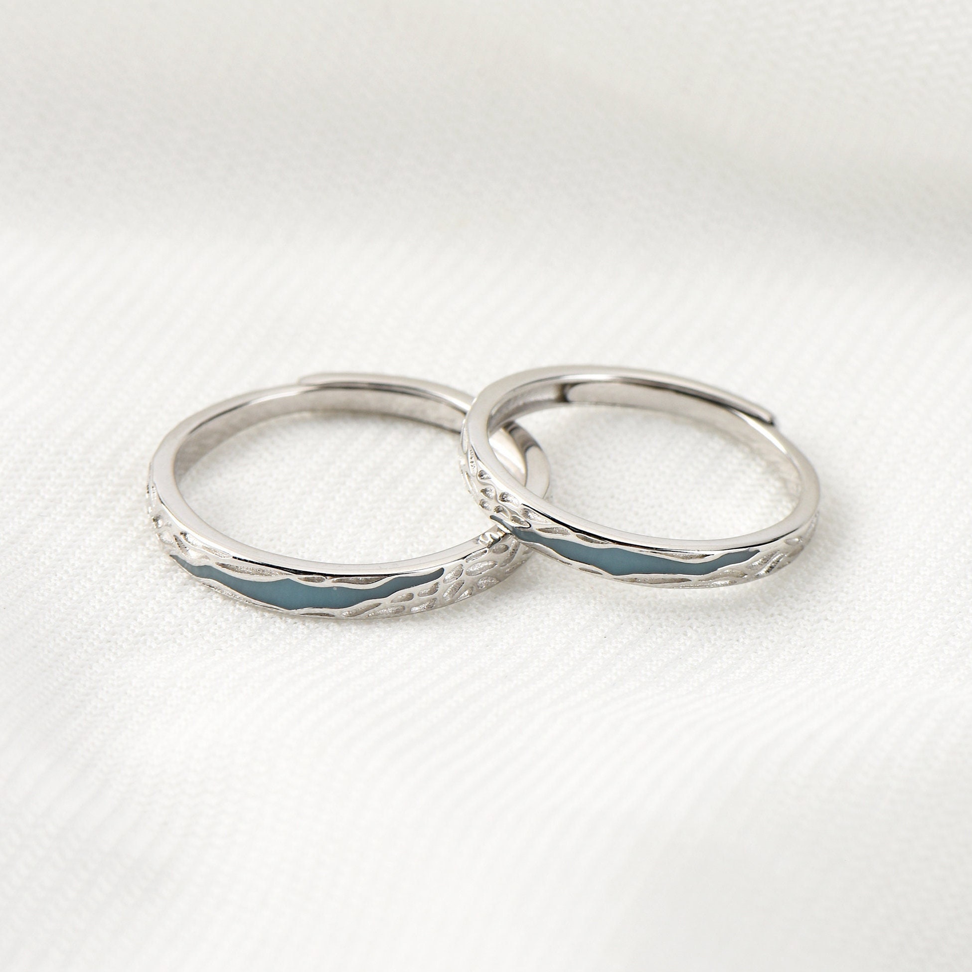 Customized River Couple Rings in 925 Sterling Silver