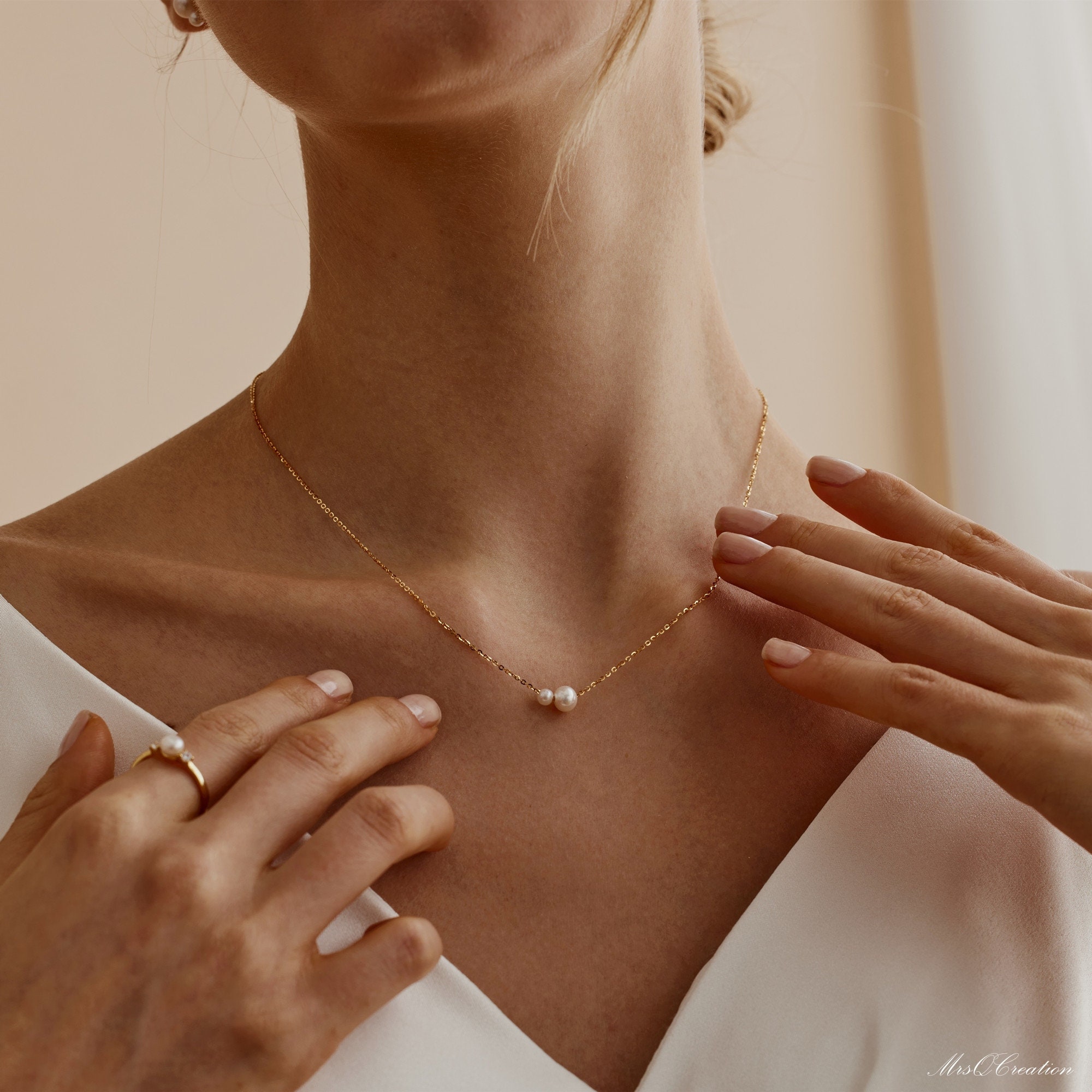 Minimalist Freshwater Pearl Necklace with Two Round Pearls