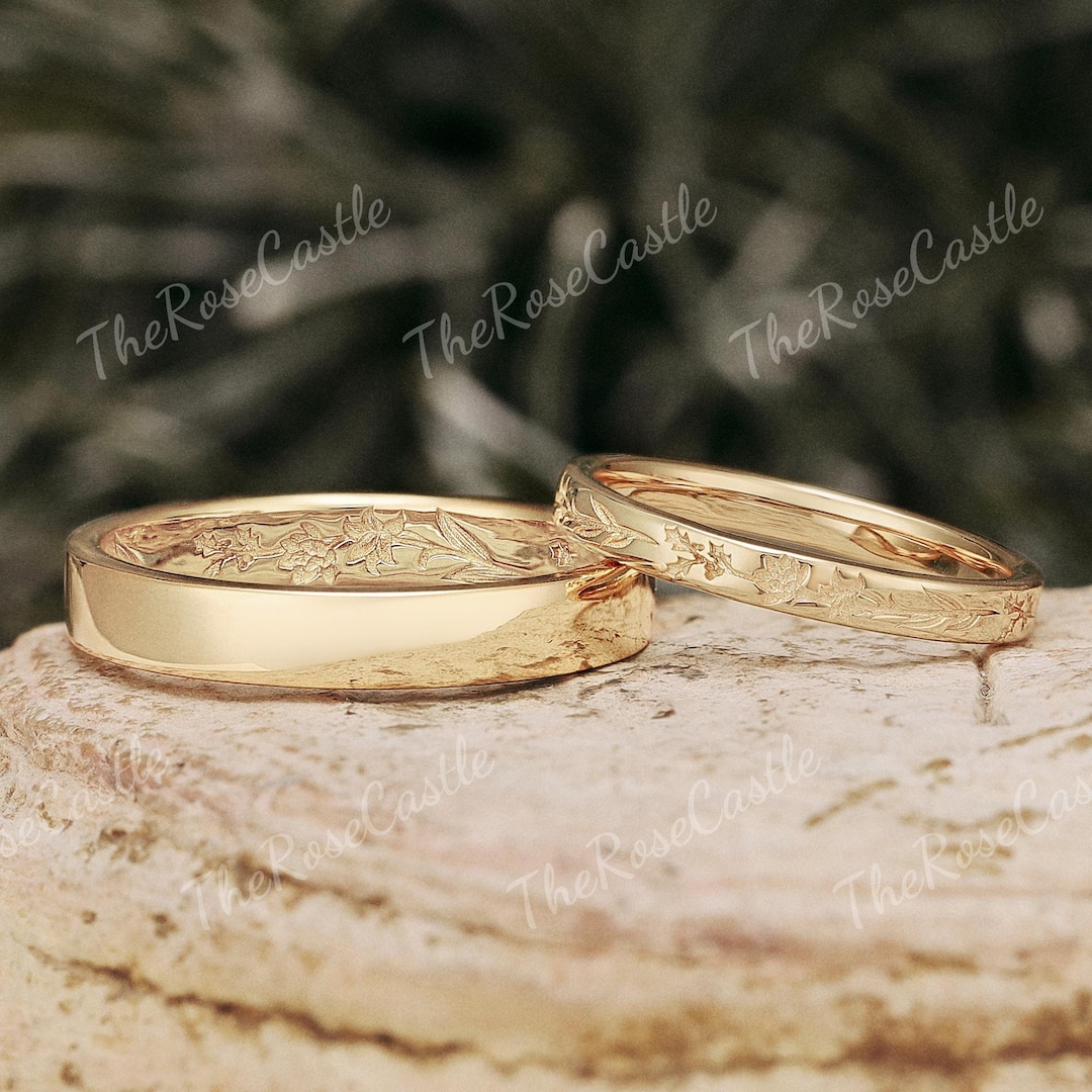 Floral Engraved Wedding Band Set, Matching Couple Bands