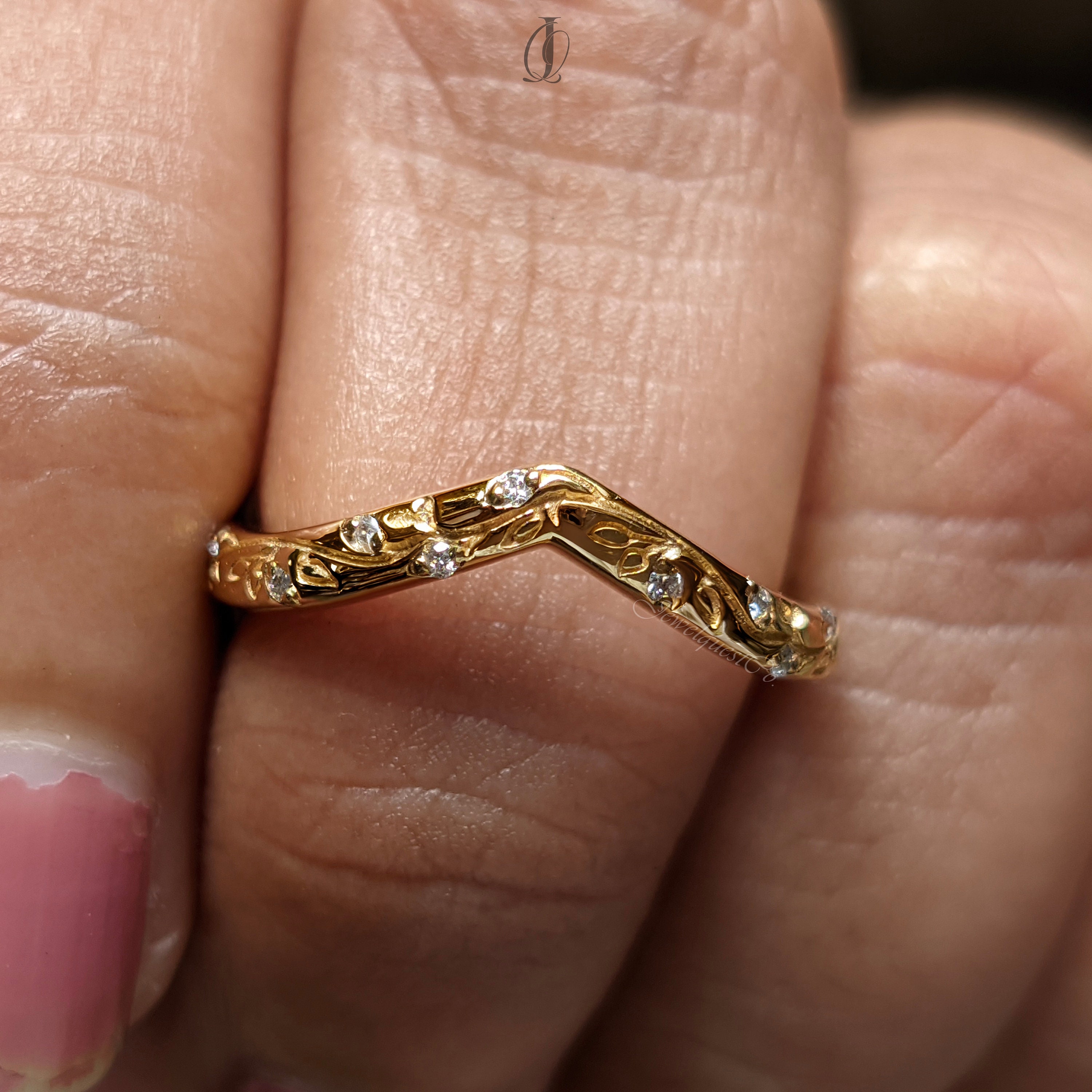 Chevron Leaf Moissanite Wedding Band in Solid Gold with Vine Engraving