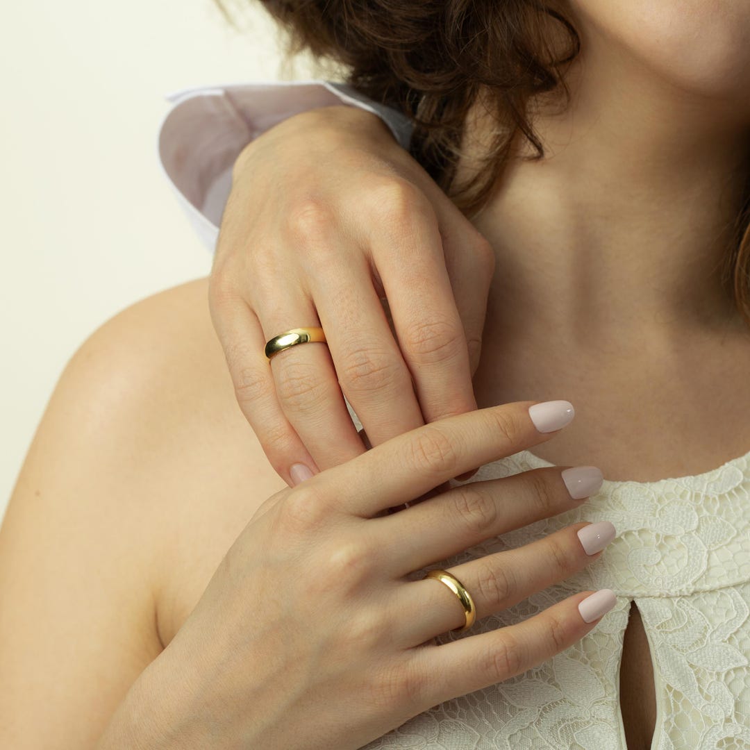 His and Hers Wedding Bands Set in 14K Yellow Gold Vermeil