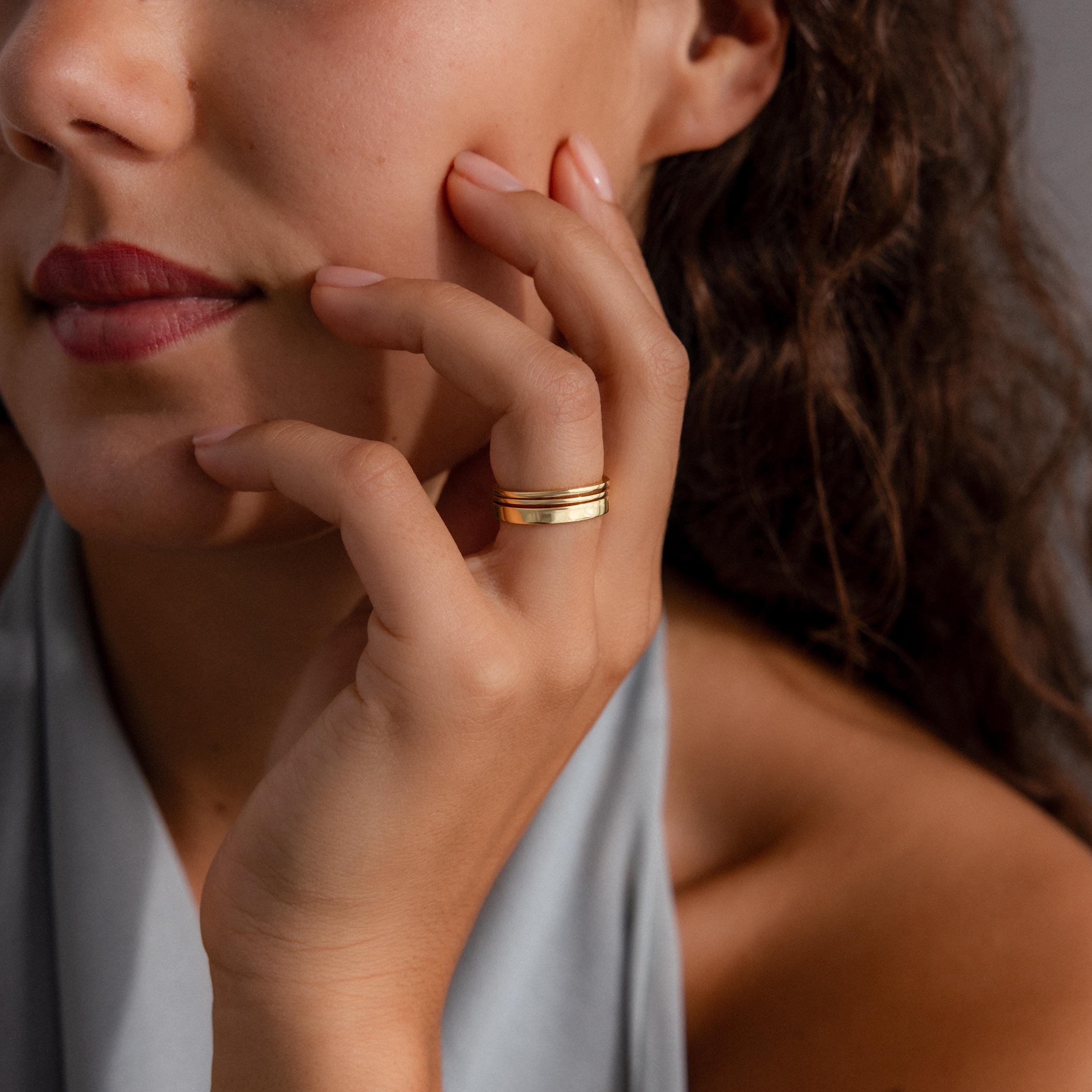 Minimalist Gold Stacking Ring Set of 3 Bands