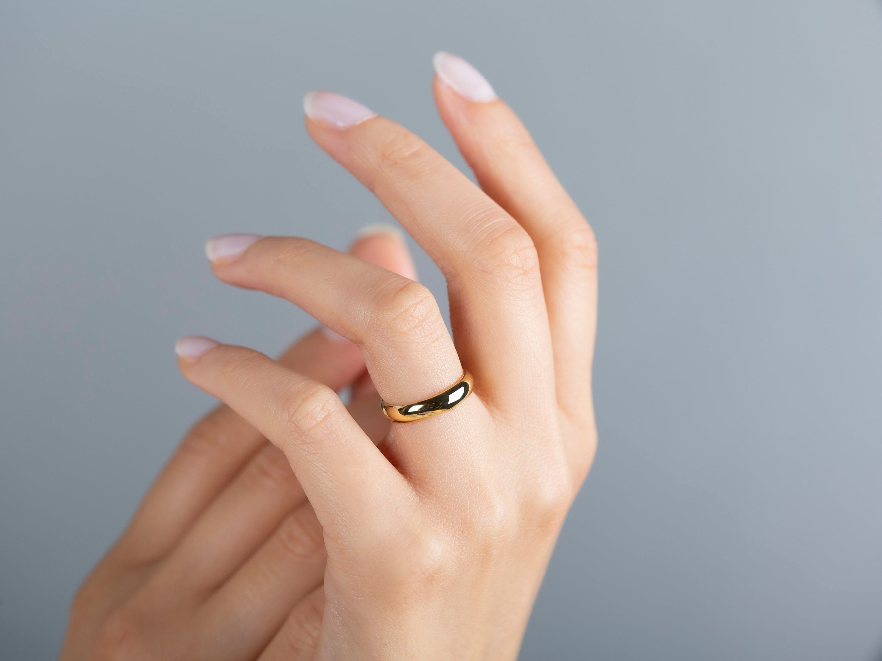 4mm Polished Dome Wedding Band in 10K 14K 18K Gold