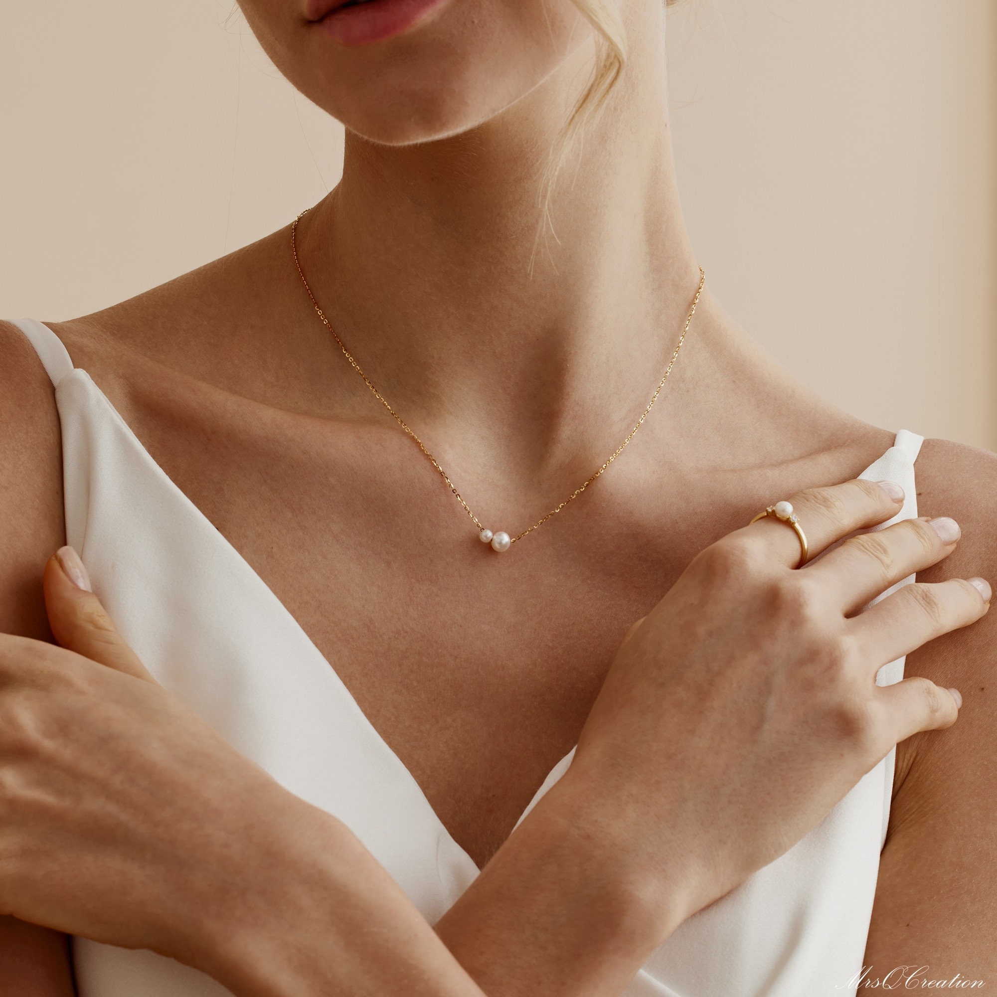 Minimalist Freshwater Pearl Necklace with Two Round Pearls