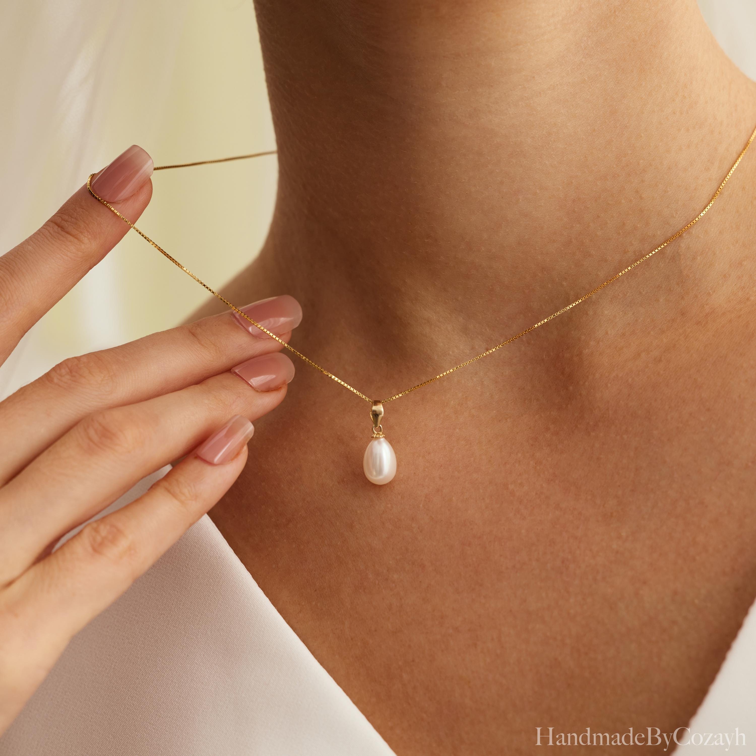 Minimalist Freshwater Pearl Drop Necklace in Sterling Silver