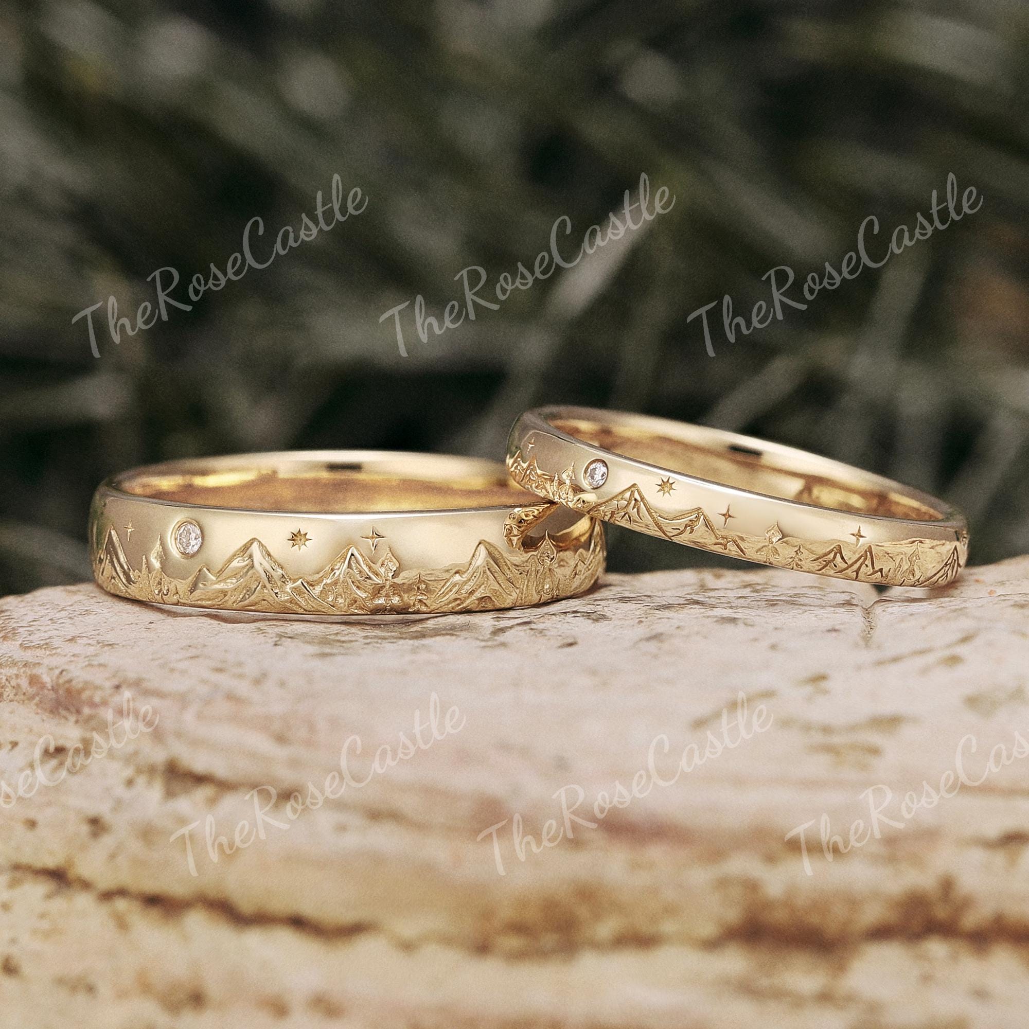 Mountain Wedding Ring Set in Gold with Moissanite