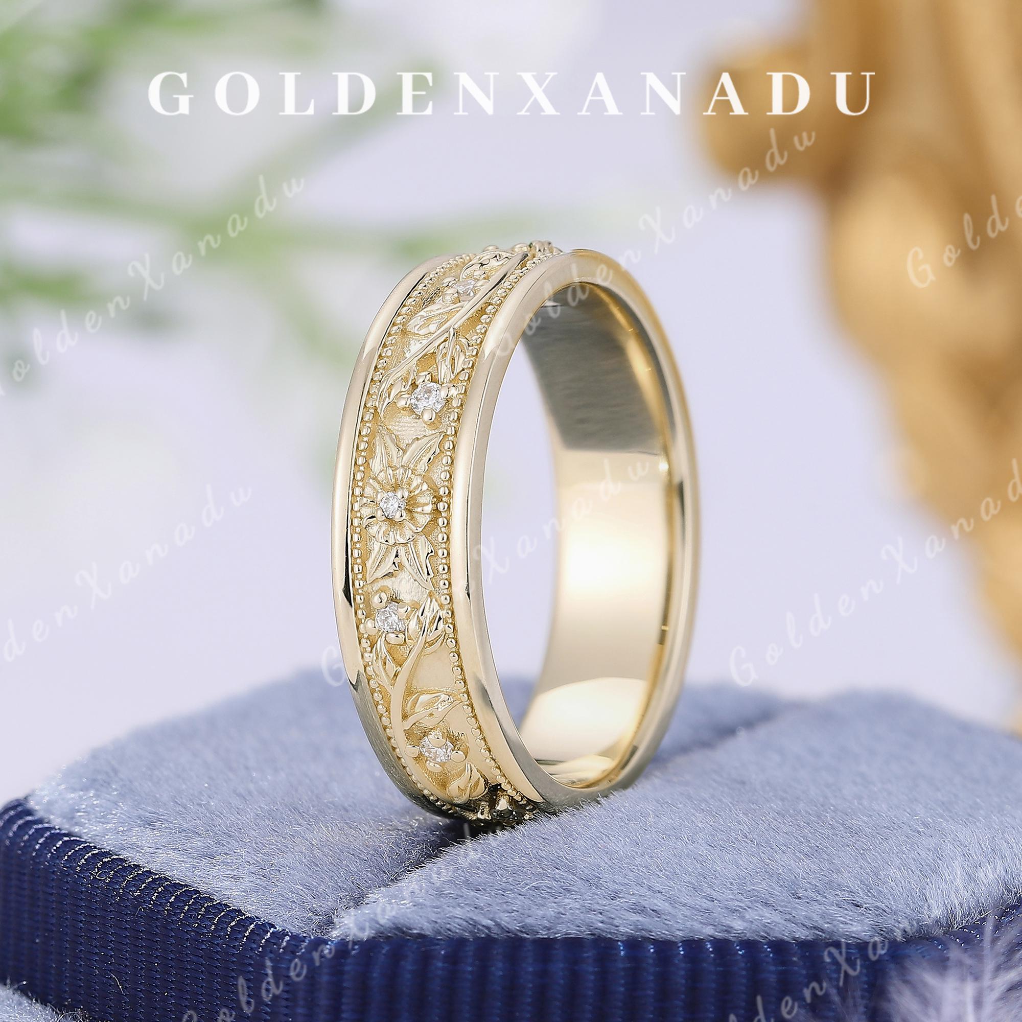 5mm Vintage Floral Engraved Men's Gold Wedding Band