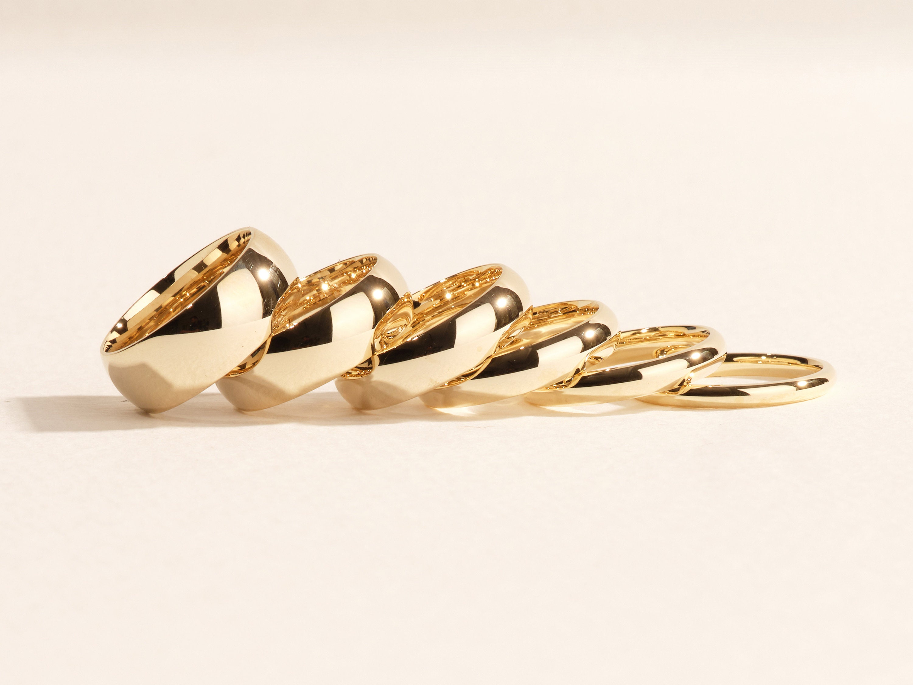 14K Yellow Gold Dome Wedding Band, Polished Comfort Fit