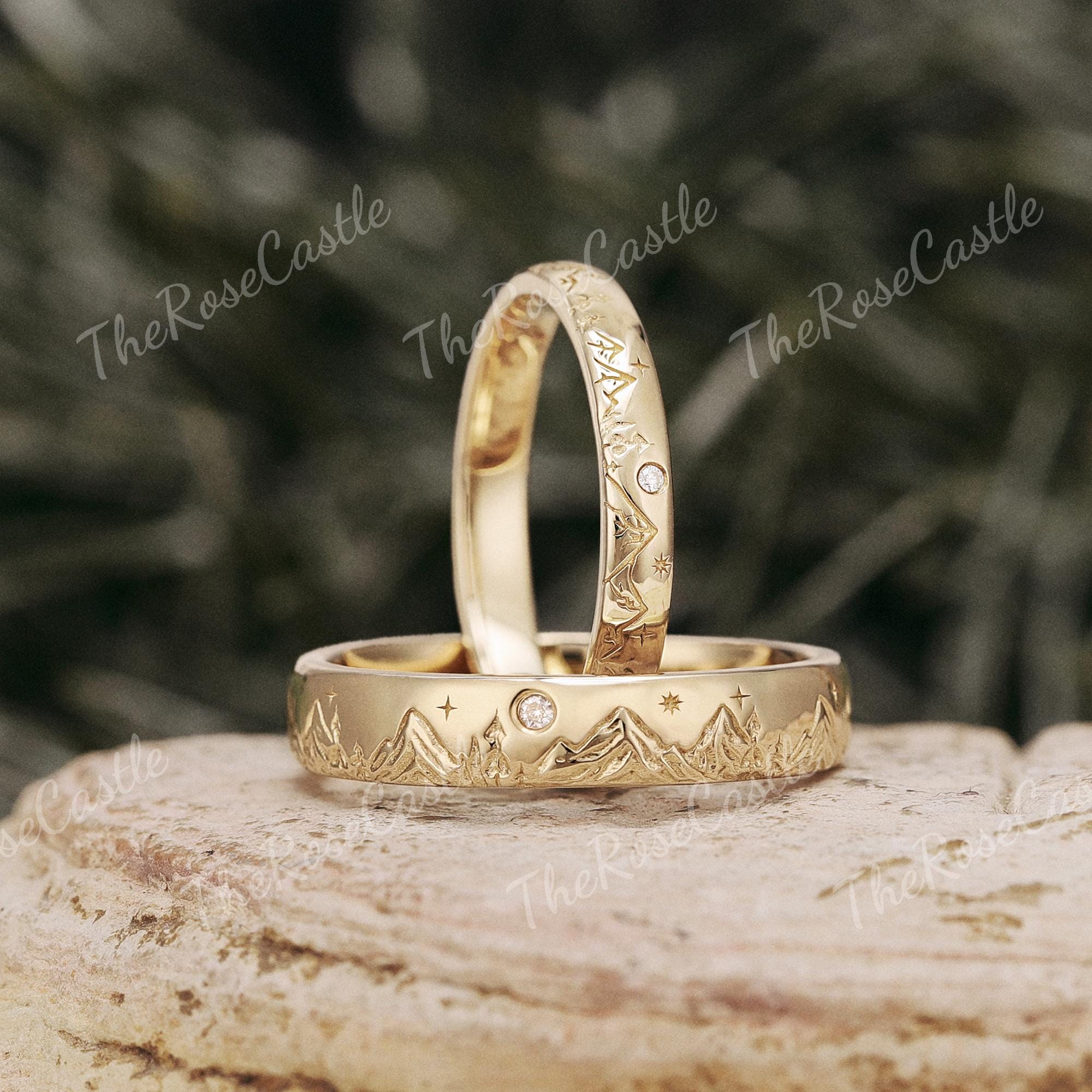 Mountain Wedding Ring Set in Gold with Moissanite