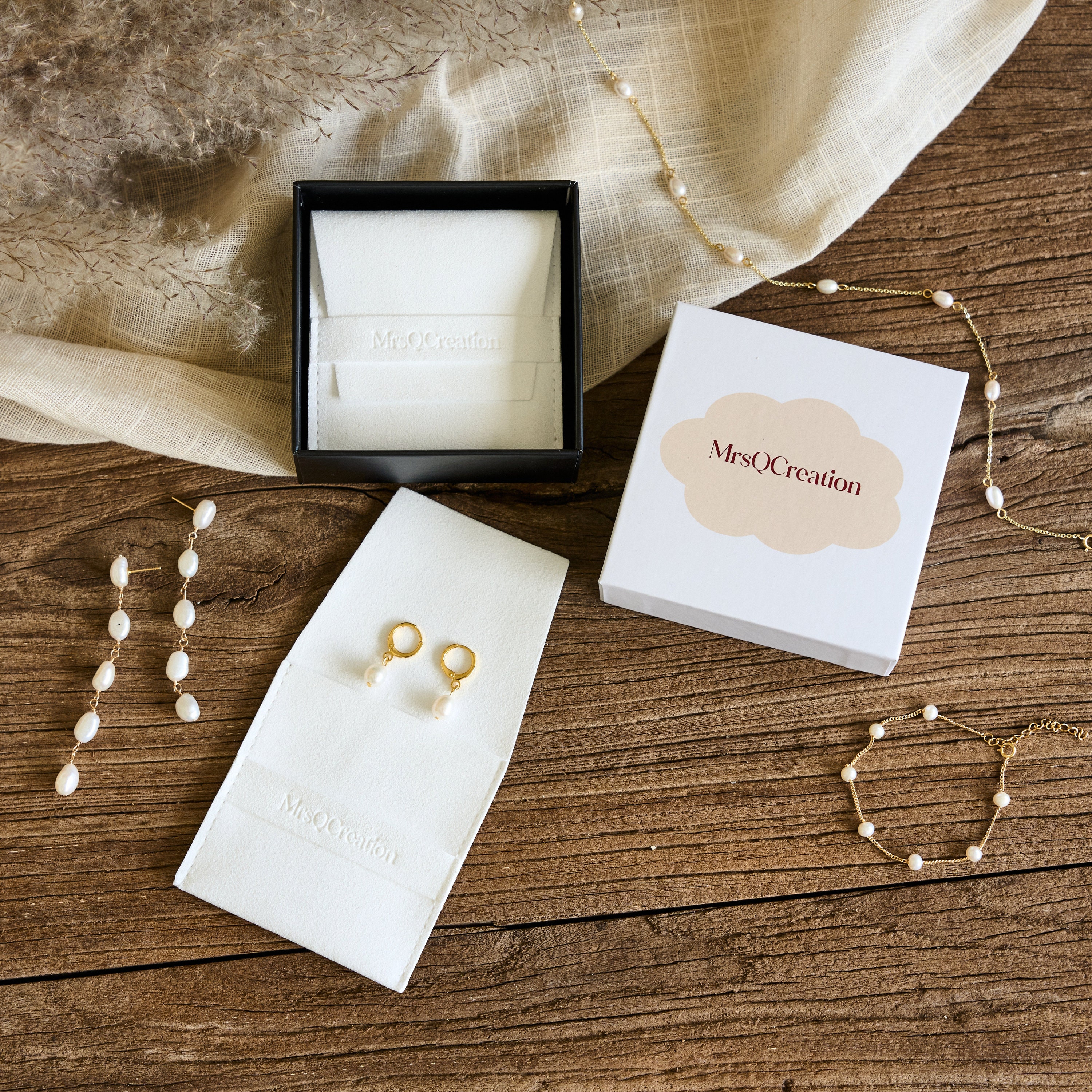 Minimalist Freshwater Pearl Necklace with Two Round Pearls
