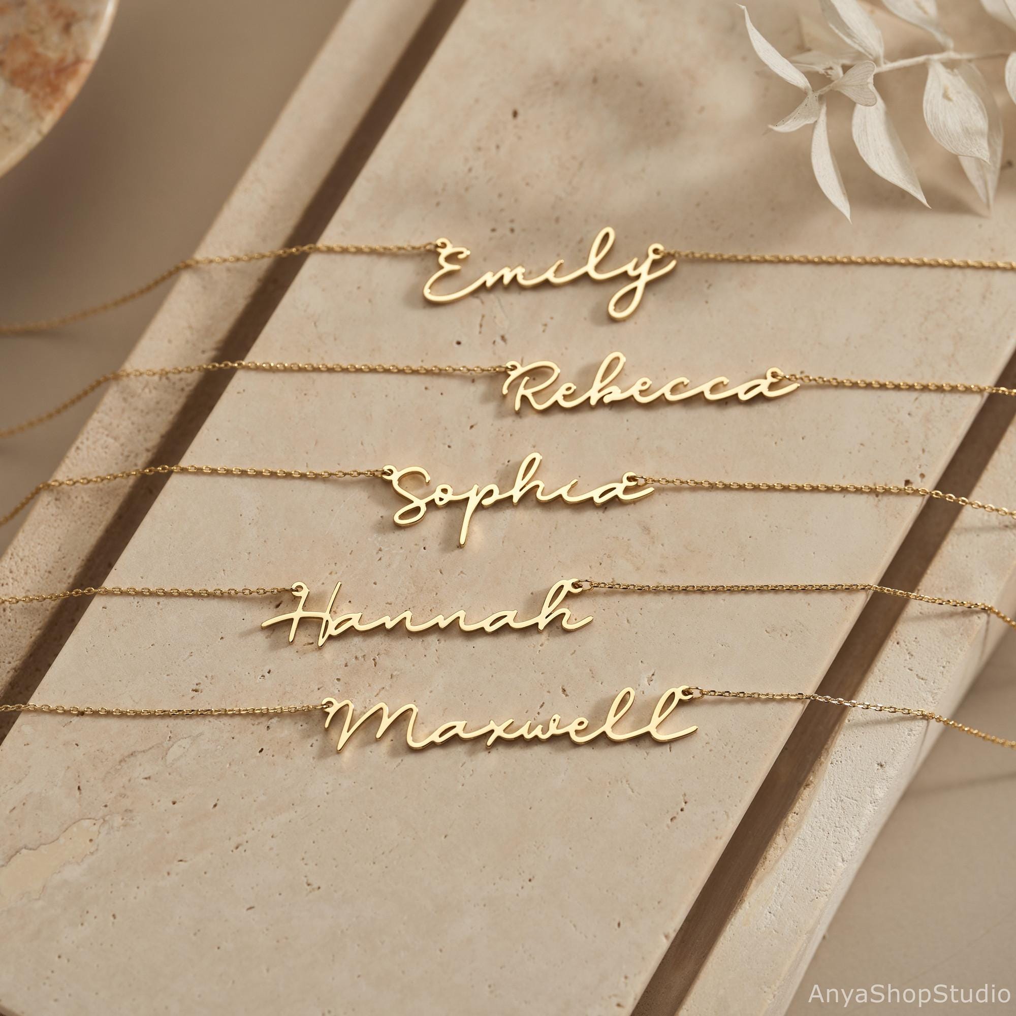 Minimalist Name Necklace in 18K Gold Plated Brass