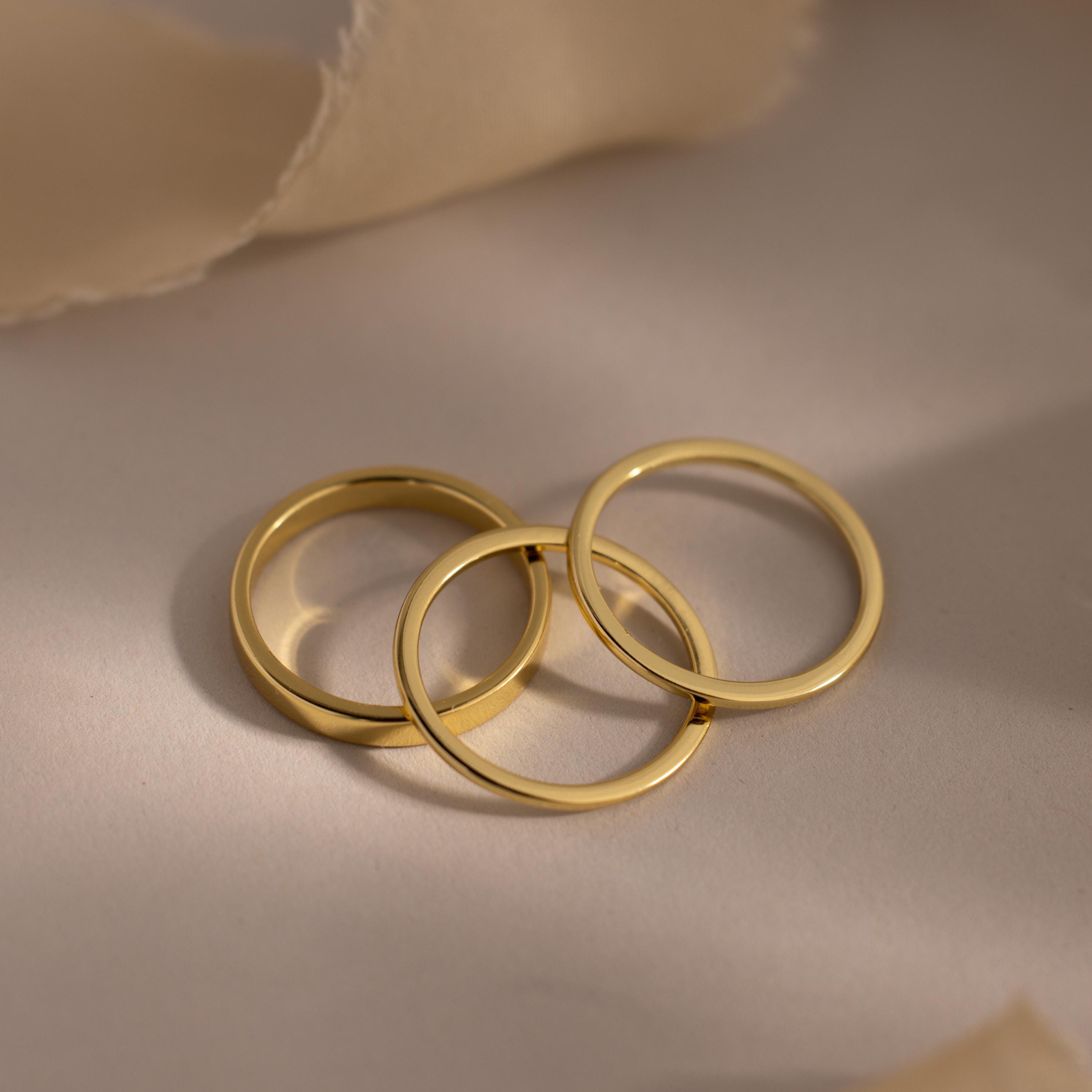 Minimalist Gold Stacking Ring Set of 3 Bands