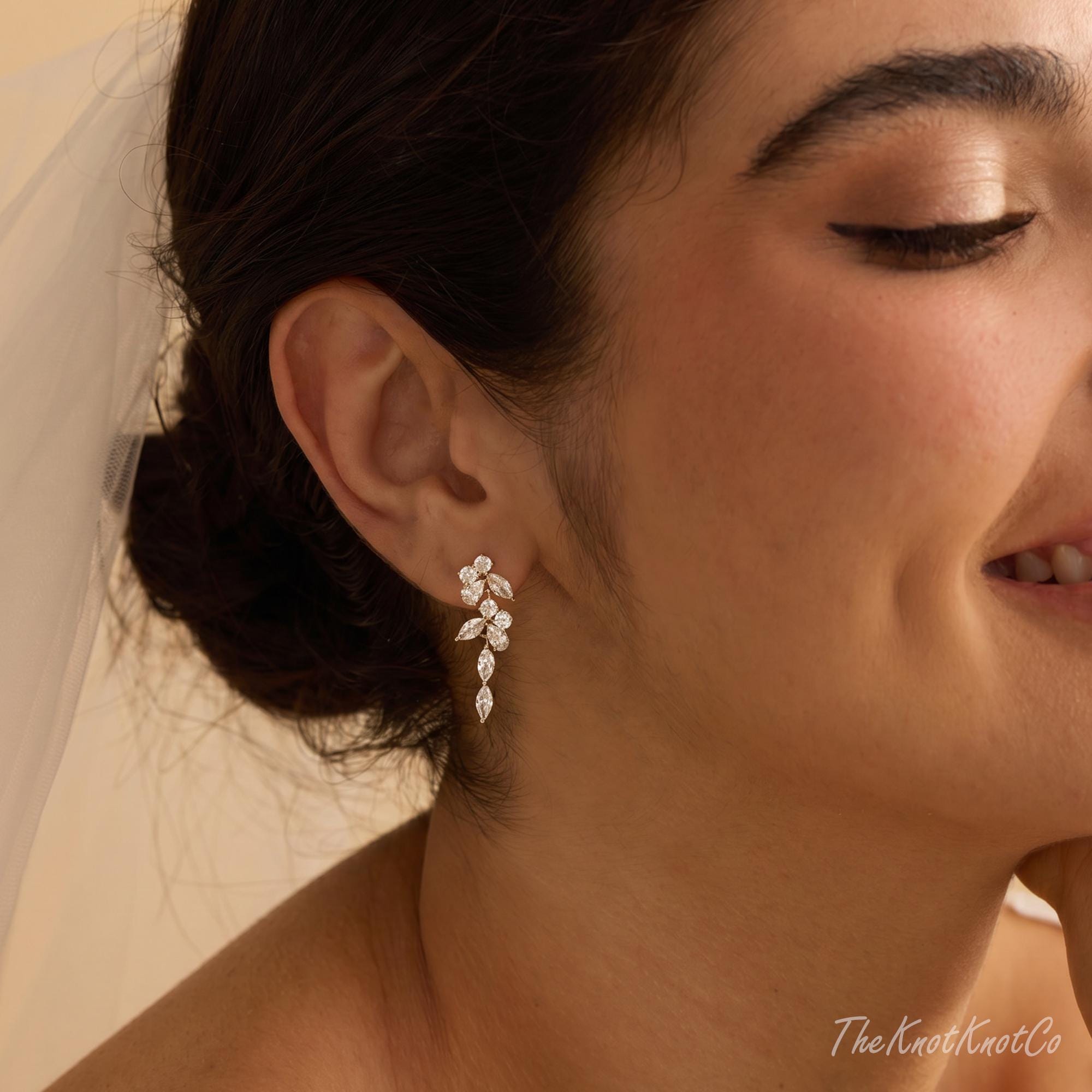 18K Gold Plated Teardrop Cubic Zirconia Necklace and Earring Set