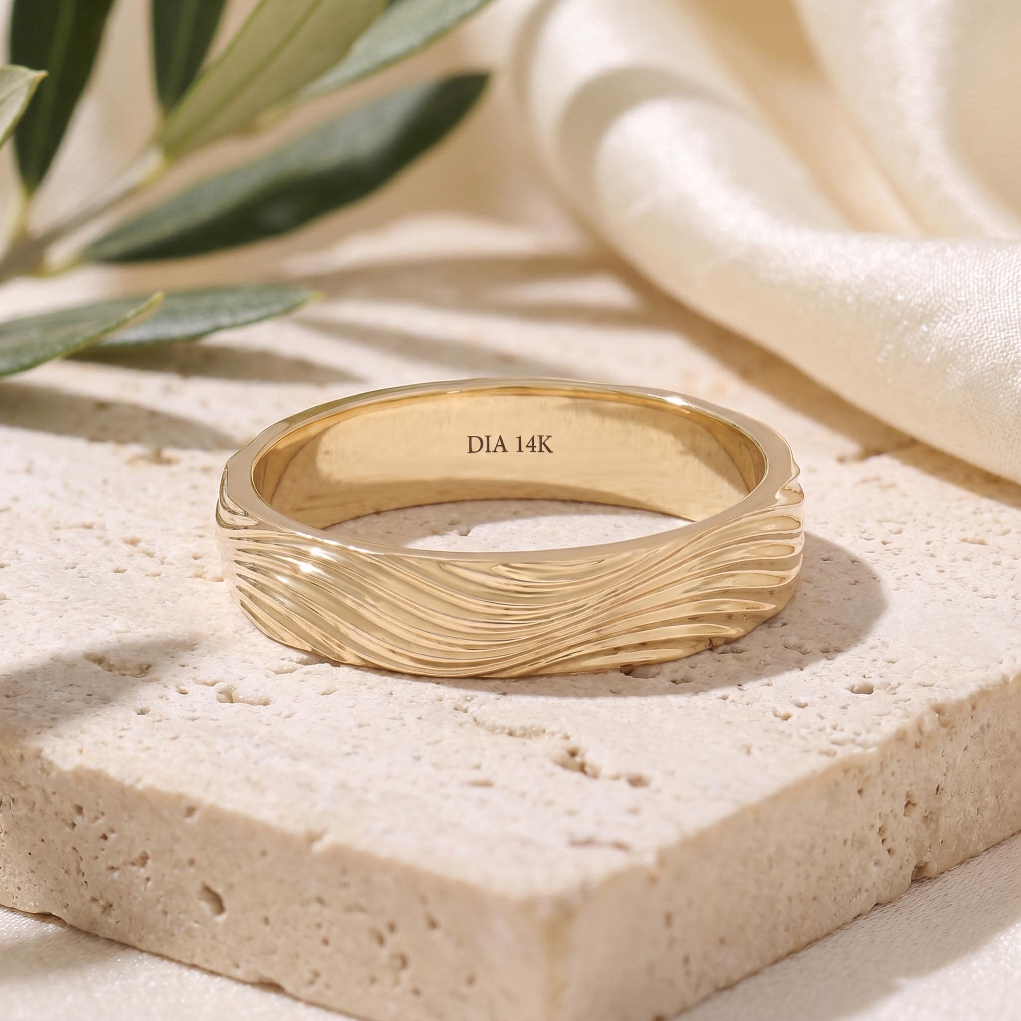 14K Solid Gold Wave Wedding Band for Men and Women