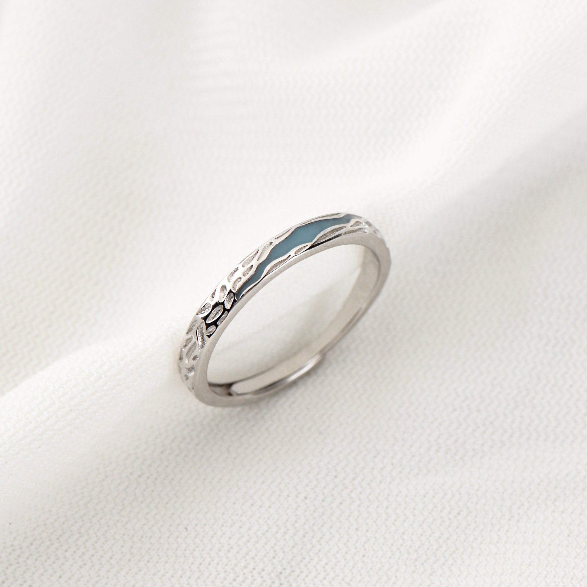 Customized River Couple Rings in 925 Sterling Silver