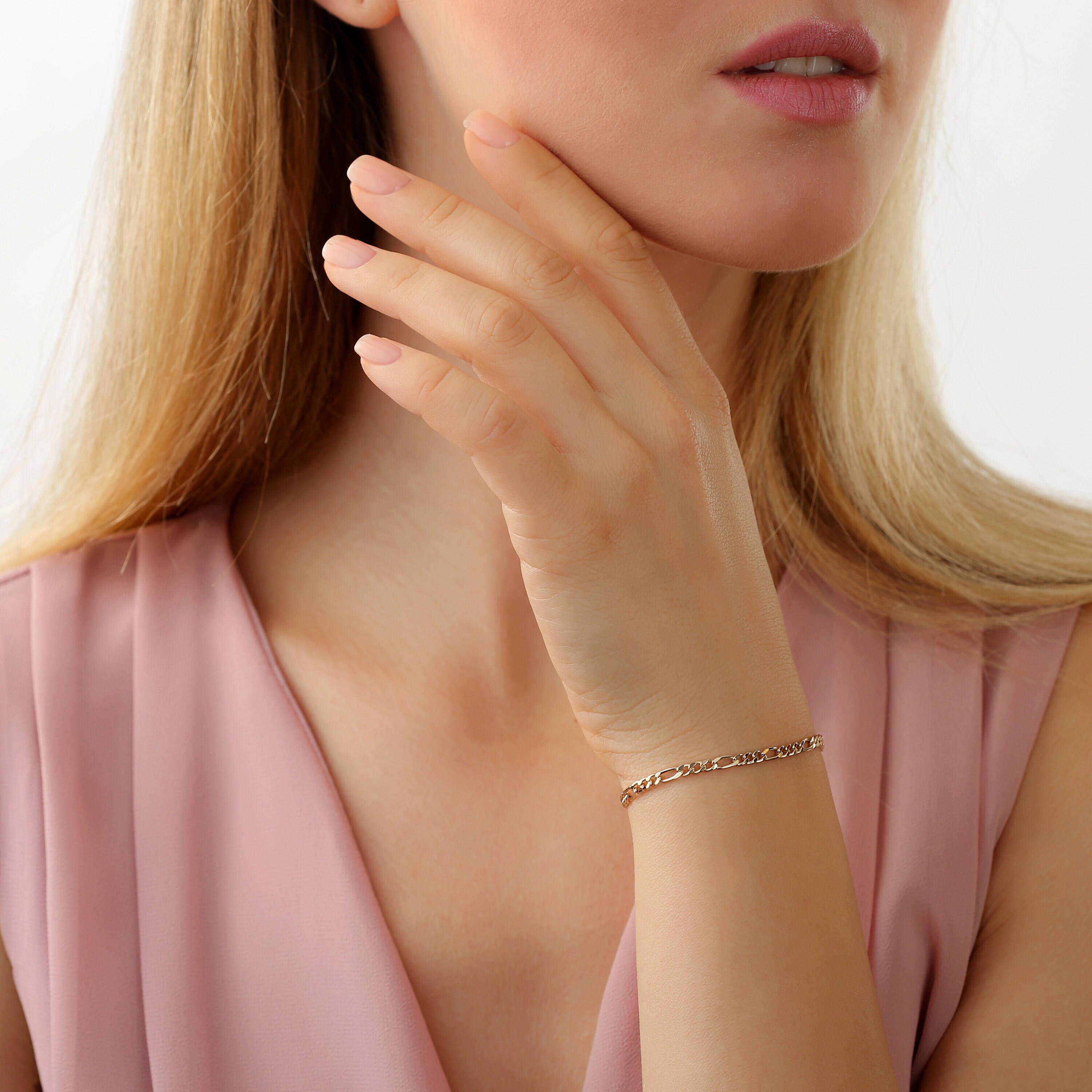 14K Solid Gold Figaro Chain Bracelet in Yellow or White Gold