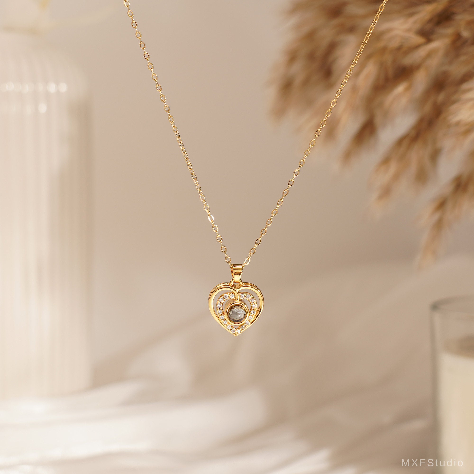 Heart Photo Projection Necklace with Hidden Picture