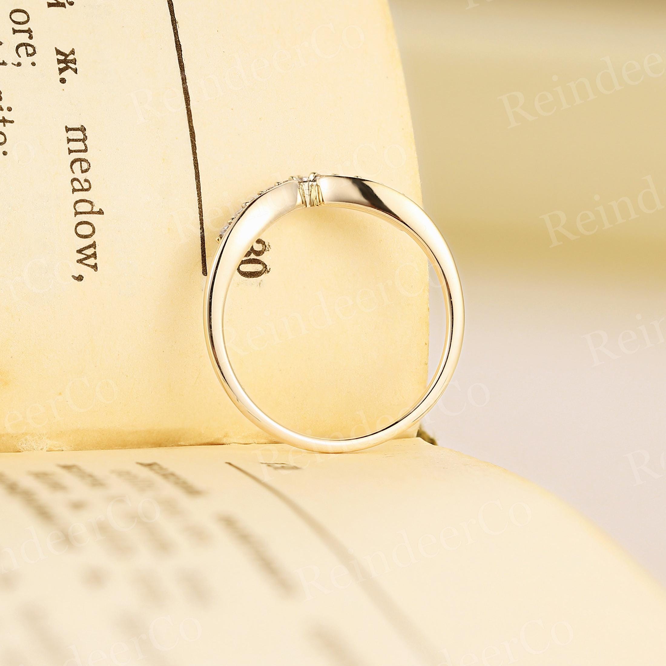 Vintage Curved Moissanite and Diamond Wedding Band in 14K Gold