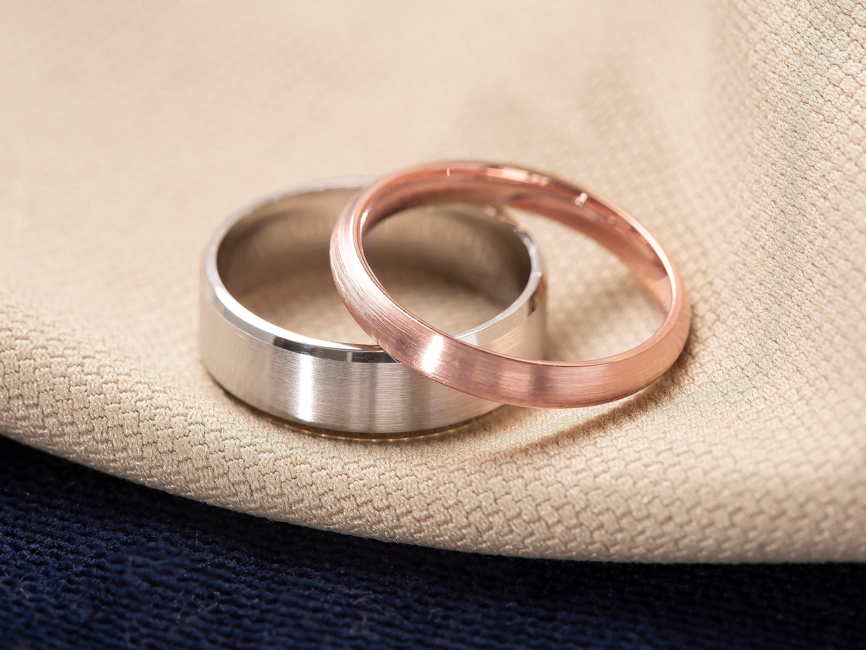 6mm Matte Beveled Wedding Band, Flat Comfort Fit Solid Gold