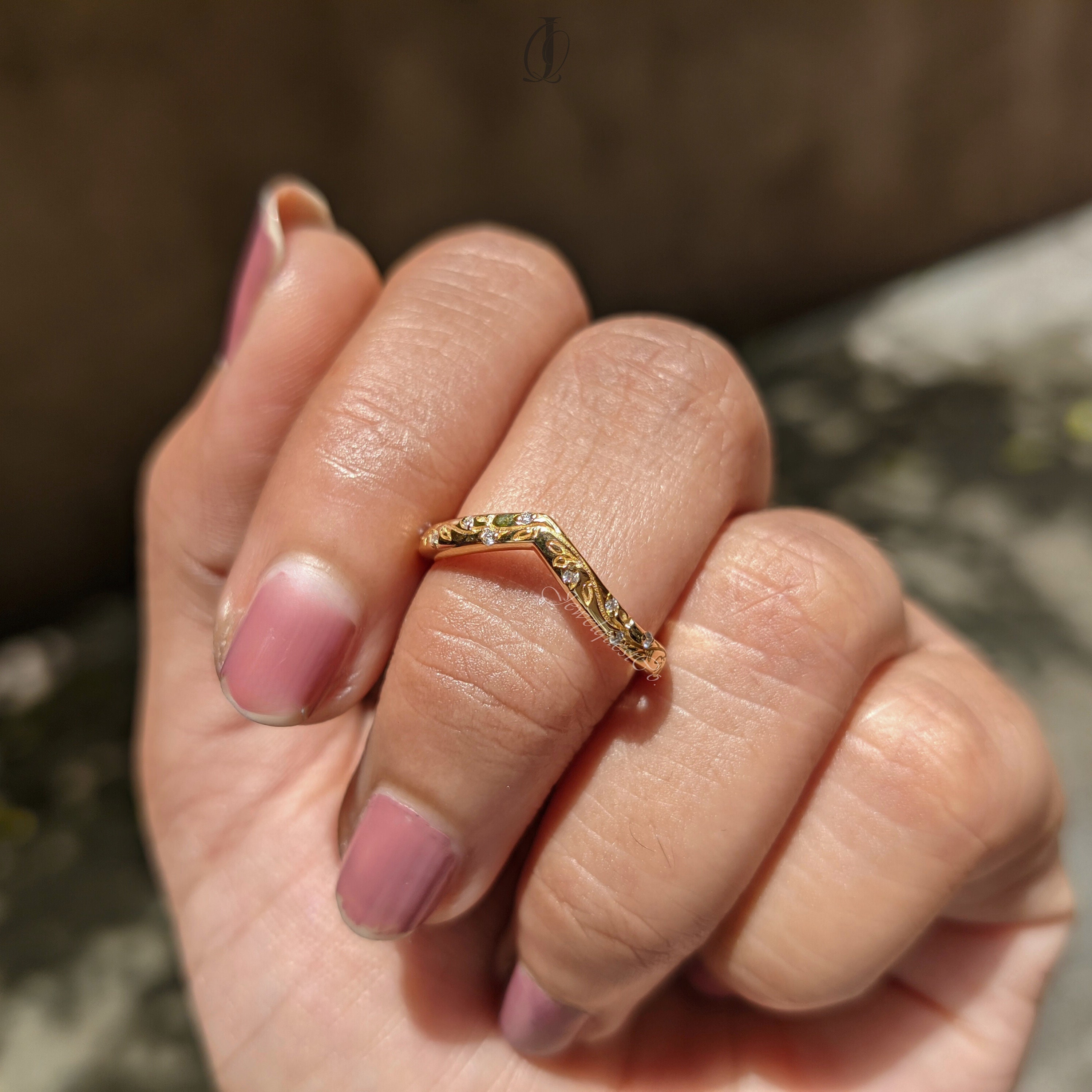 Chevron Leaf Moissanite Wedding Band in Solid Gold with Vine Engraving