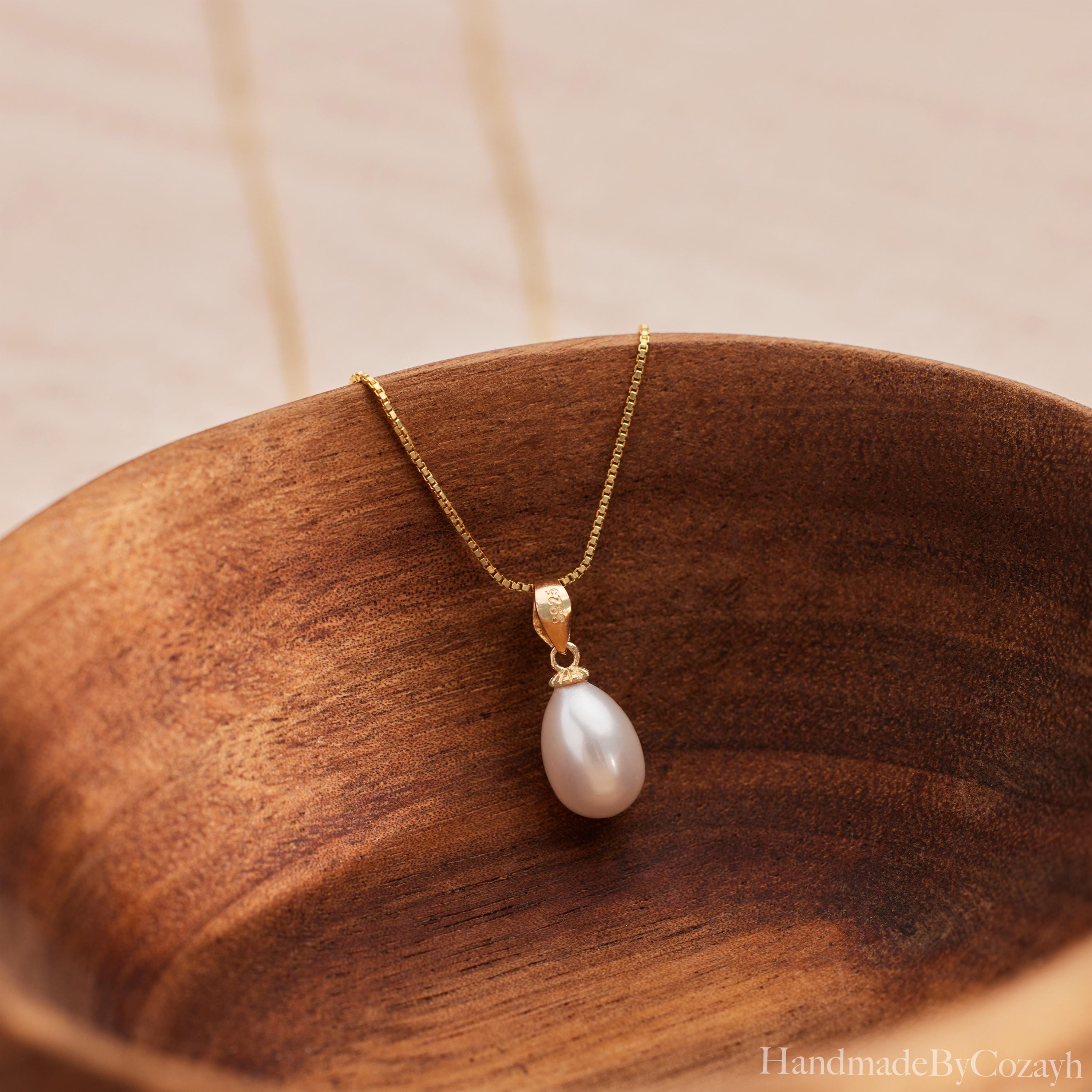 Minimalist Freshwater Pearl Drop Necklace in Sterling Silver