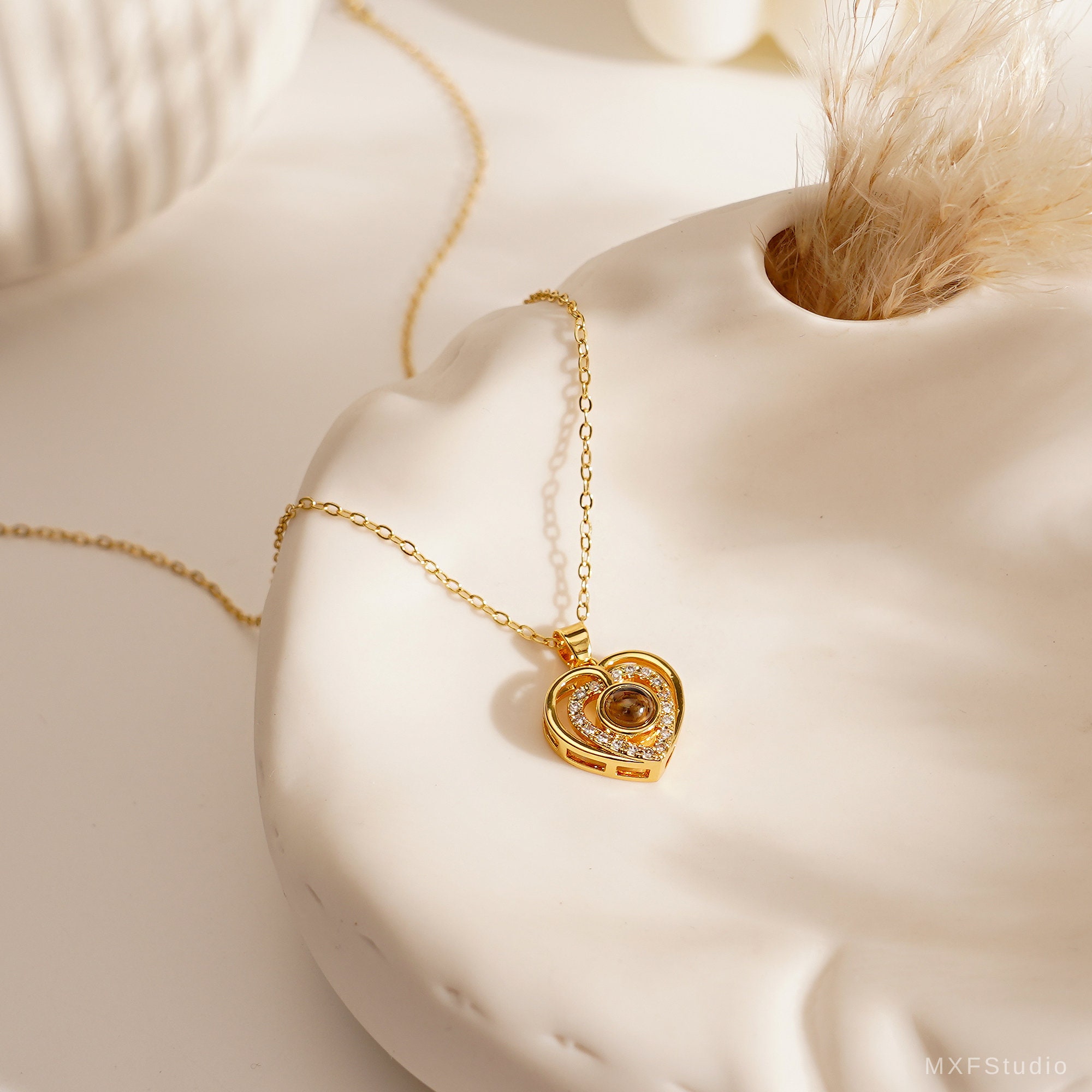 Heart Photo Projection Necklace with Hidden Picture
