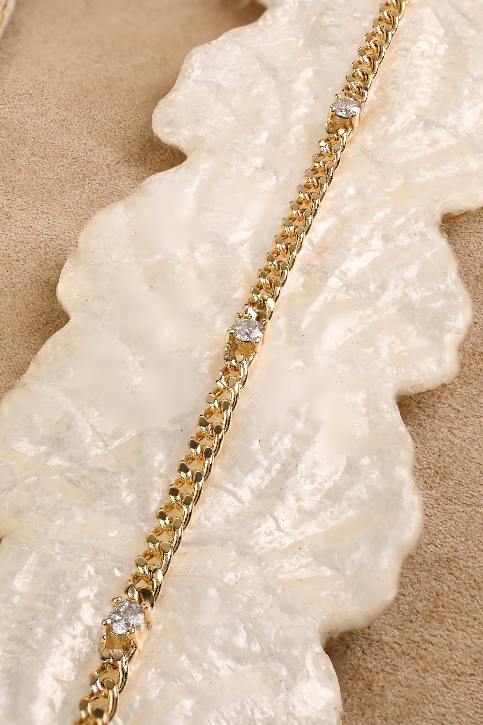 14K Gold Cuban Link Bracelet with Five Sectioned Natural Diamonds
